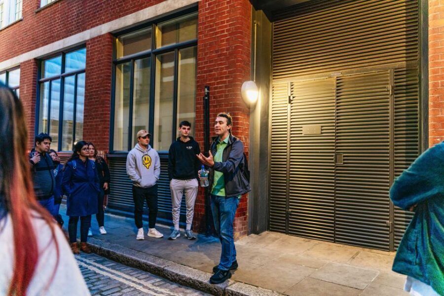 London: Ghastly Ghosts 2-Hour Walking Tour - The dark streets between Tower Hill and the Monument area