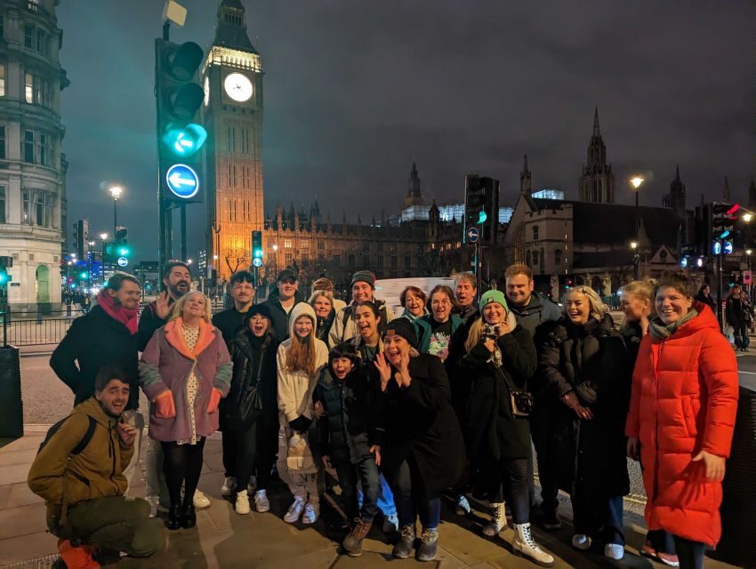 London: Ghost Walk and River Thames Boat Ride - Your guide makes or breaks the mood