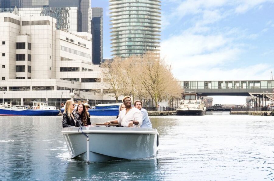London: GoBoat Rental in Canary Wharf with London Docklands - Why Canary Wharf Works So Well for a GoBoat Rental