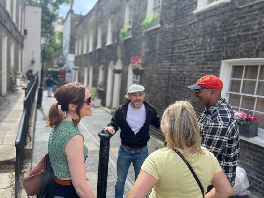 London: Great British Pubs Walking Tour - Beatles whispers and royal-night folklore in one walking loop