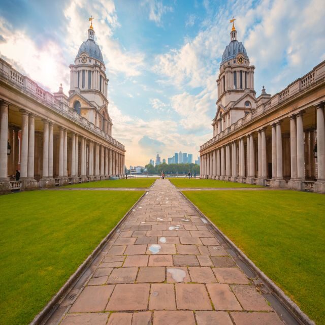 London: Greenwich Highlights Private Tour and Thames Cruise - Choosing the Thames cruise in the 4-hour option: views with a catch
