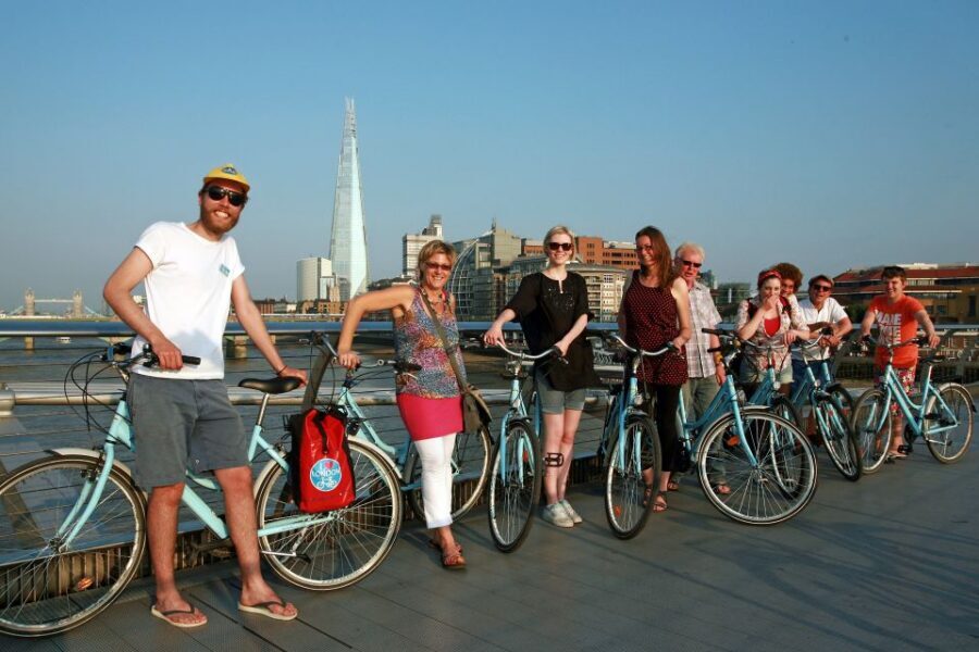 London: Guided Bike Tour of Central London - Getting started in Lambeth: fast to find, easy to launch