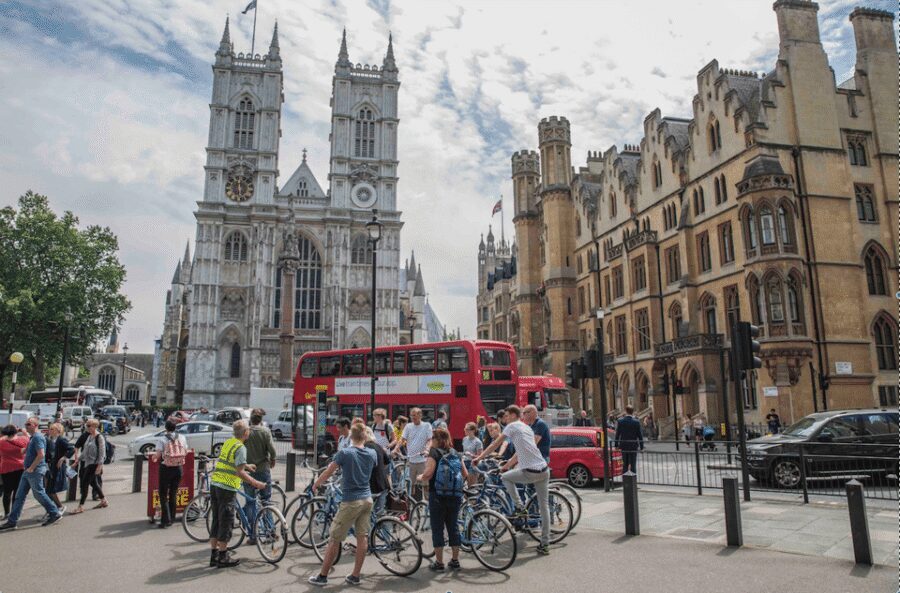 London: Guided Bike Tour of Central London - The Westminster corridor: Parliament, Abbey views, and a school courtyard moment