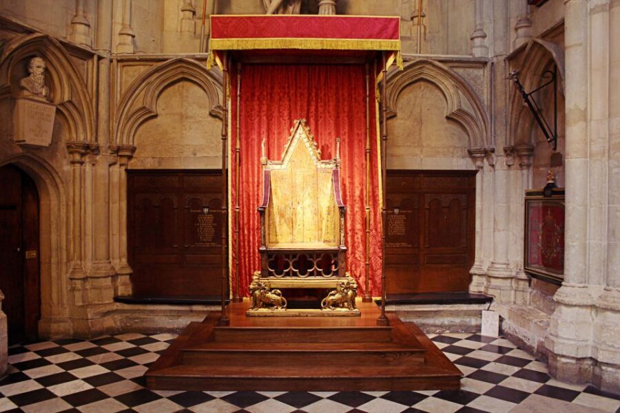 London: Guided Westminster Abbey Tour and Refreshments - Priority Westminster Abbey entry: what you’ll actually do in 2–3 hours