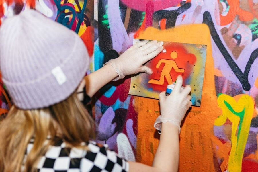 London: Half-Day Street Art Tour and Workshop - Workshop time: turning your photo into a stencil