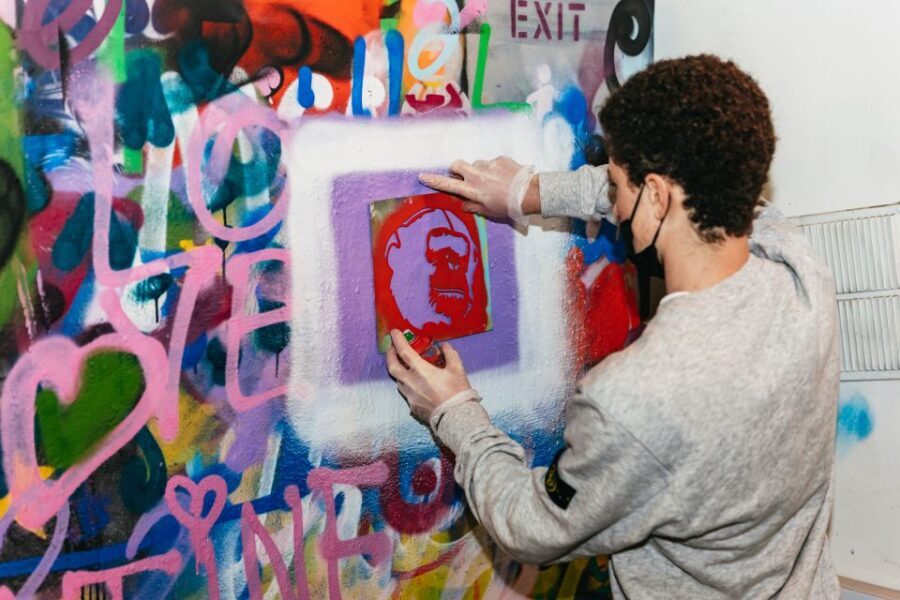 London: Half-Day Street Art Tour and Workshop - Spray-paint practice: free-hand technique with real guidance