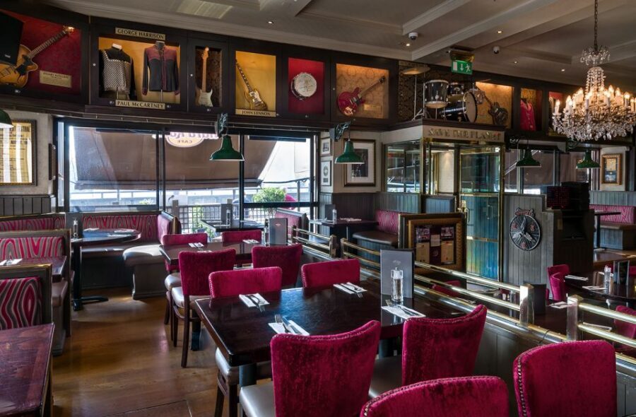 London: Hard Rock Cafe with Set Menu for Lunch or Dinner - Skip-the-line at Hard Rock: what “first available table” really means