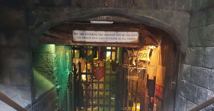 London: Harry Potter and the Clink Prison (Tour + Tickets) - Platform 9¾ at King’s Cross: your morning start matters