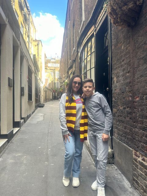London: Harry Potter Black Cab Tour with Hotel Pick Up - St Paul’s Cathedral: geometry, steps, and Hogwarts vibes