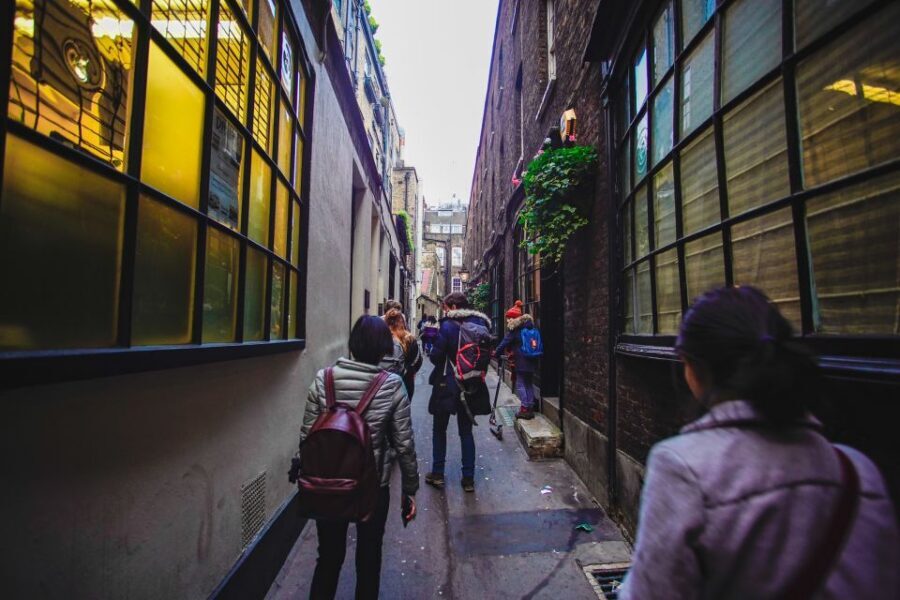 London: Harry Potter Movies Walking Tour (Kids Go Free) - Leicester Square to Westminster: iconic London landmarks with Potter context