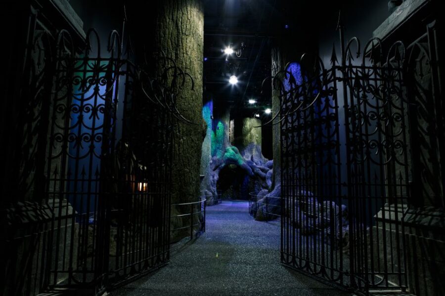 London: Harry Potter Studio Tour and Oxford Day Trip - Hogwarts Express and Platform 9¾: the photo moment you should plan for