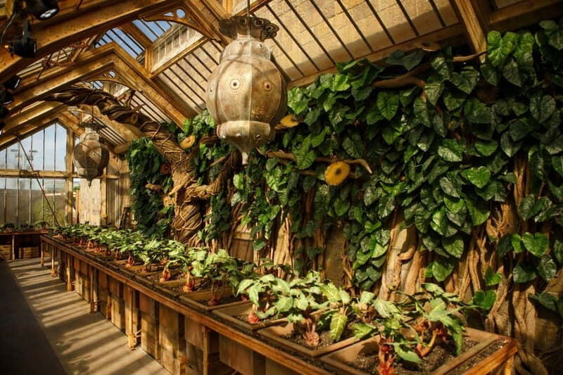 London: Harry Potter™ Studio Tour London & 4-Star Hotel Stay - Timing and logistics: free parking helps, but your ride plan matters more