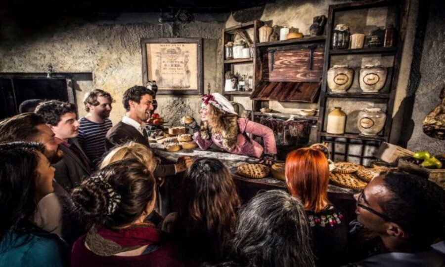 London: Harry Potter Tour, River Cruise & The London Dungeon - London Bridge and the Thames cruise: the day’s best reset