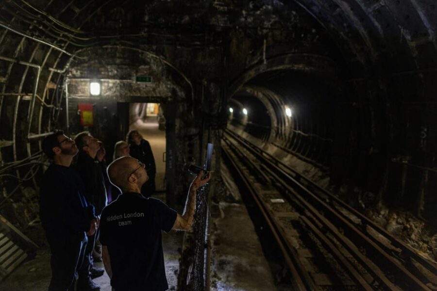 London: Hidden Tube Tour of Holborn's Secret Platforms - The 1906 Piccadilly-line origins you can see, not just imagine