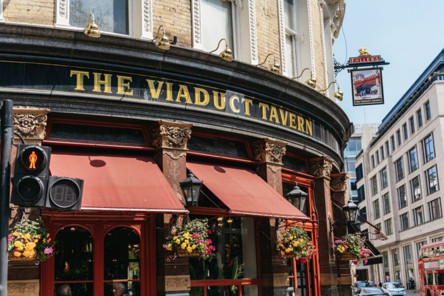 London: Historic Pubs of Central London Walking Tour - Price and value: what $39 gets you, and what it doesn’t