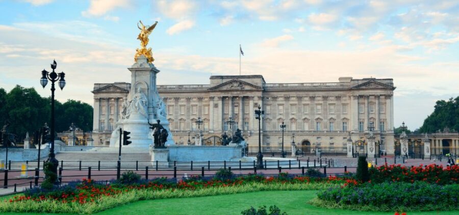 London: Historical Walking Tour in Westminster with an APP - Big Ben and the Westminster icon cluster (the walk’s payoff)