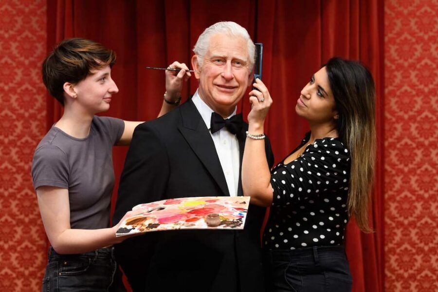 London: Hop-on Hop-off Bus Tour and Madame Tussauds Ticket - Key things to know before you go