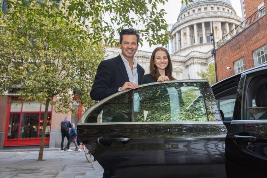 London In One Day Private tour with separate Tour Guide - A private driver and a guide means you don’t waste London time
