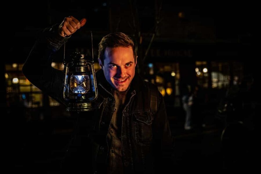 London: Interactive Jack the Ripper Walking Tour - The detective pack: turning theories into a group discussion
