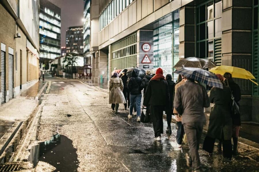 London: Jack the Ripper Tour - The Investigation Format: Suspect Cards, Photo Evidence, and Competing Theories