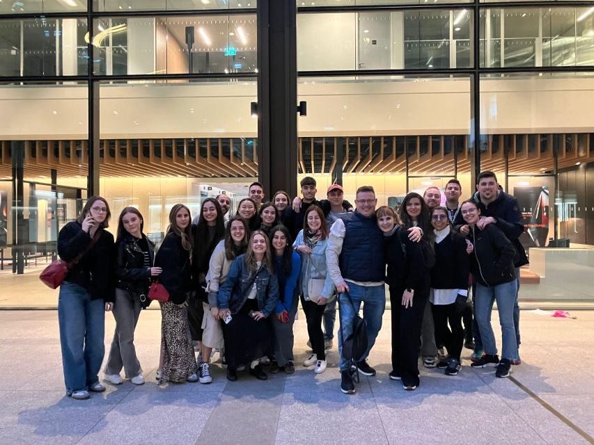 London: Jack the Ripper tour in Spanish (RLA Winner) - Goulston Street and White’s Row: the walk tightens
