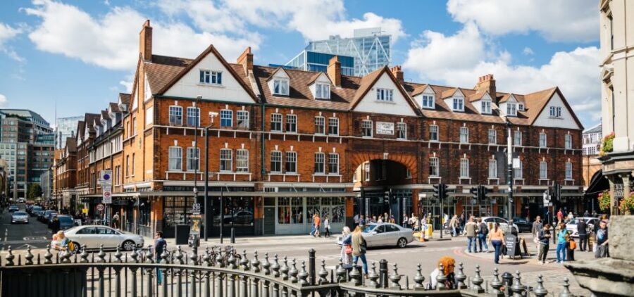 London: Jack the Ripper Walking Tour with an App - Flower and Dean Walk, Osborn Street, and Brick Lane: where the walking feels like a timeline