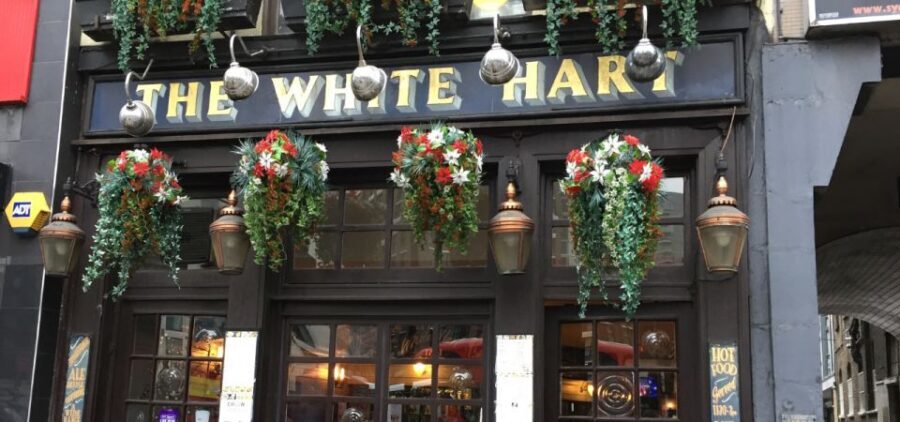 London: Jack the Ripper Walking Tour with an App - The Frying Pan Pub stop: a break that also helps you keep going