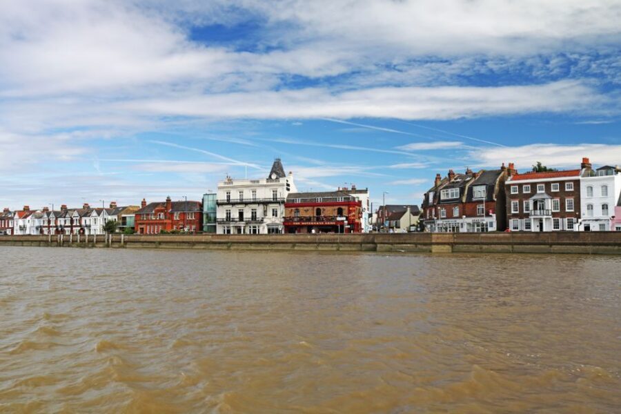 London: Kew to Westminster River Thames Cruise - Why this Thames stretch feels special (and not just touristy)