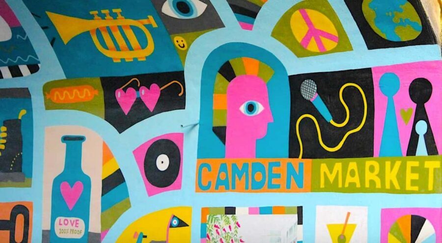London: Little Venice, Regents Canal on Camden Walking Tour - Finding the tour fast: Paddington Station Platform 1 and the Paddington Bear