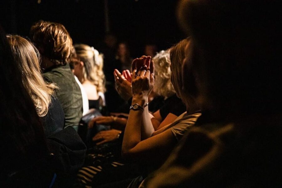 London: Live Comedy Show at Big Belly Bar and Comedy Club - Price and value: what $16 gets you (and what it doesn’t)