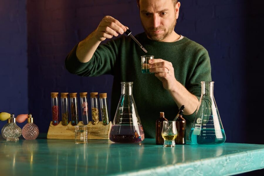 London: Make Your Own Gin Workshop with Take-home Bottle - The opening G&T and the gin basics you’ll actually use