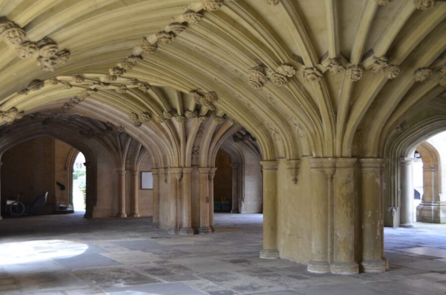 London: Monuments & Back Streets Guided Tour in Black Taxi - Key Highlights You’ll Actually Feel During the Tour