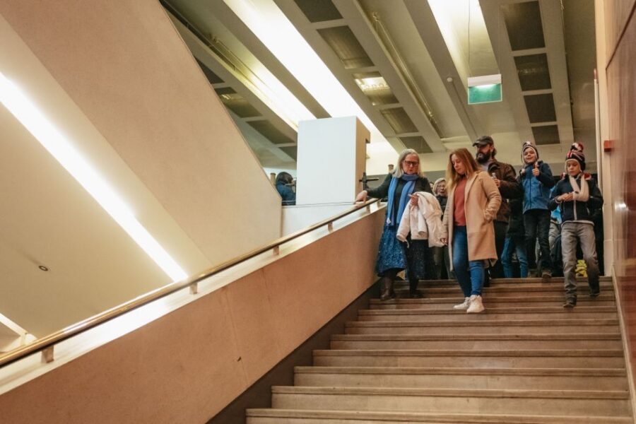 London: Natural History Museum Private Guided Family Tour - Dinosaurs: The Main Event and the Part Kids Will Remember