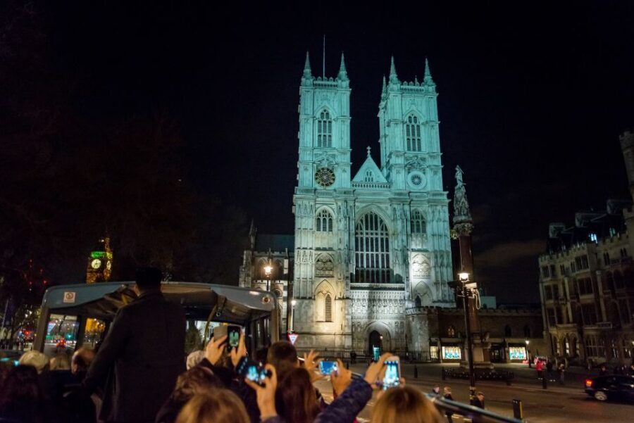 London: Nighttime Open-Top Sightseeing Tour with Live Guide - Photo reality check: how to plan your camera time