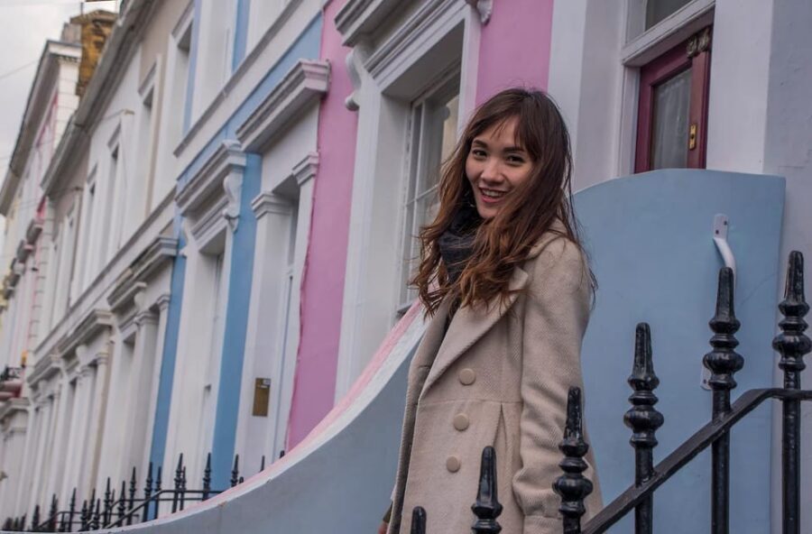 London: Notting Hill, Highlights & Markets Private Tour - Notting Hill: movie streets, bookstores, and the Blue Door moment