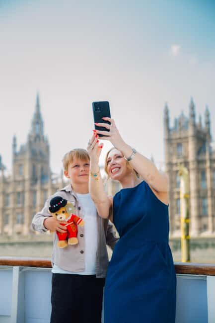 London: Official Tower of London River Tour - The Silver Raven Electric Boat: Comfort, Views, and Cold-Weather Practicalities