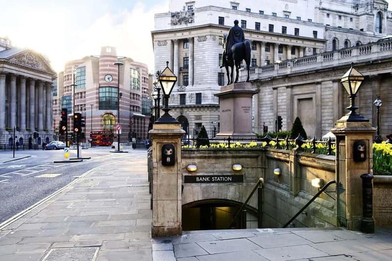 London: Old City Walking Tour - Church of the Knights Templar and the Da Vinci Code connection