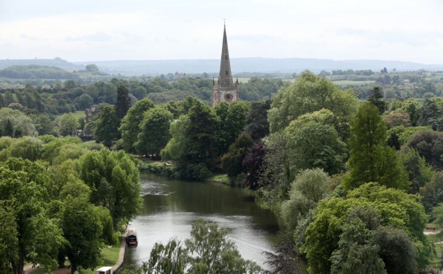 London: Oxford, Stratford, Cotswolds, and Warwick Day Trip - The Cotswolds by Bus: Scenic Views Without the Big Detour