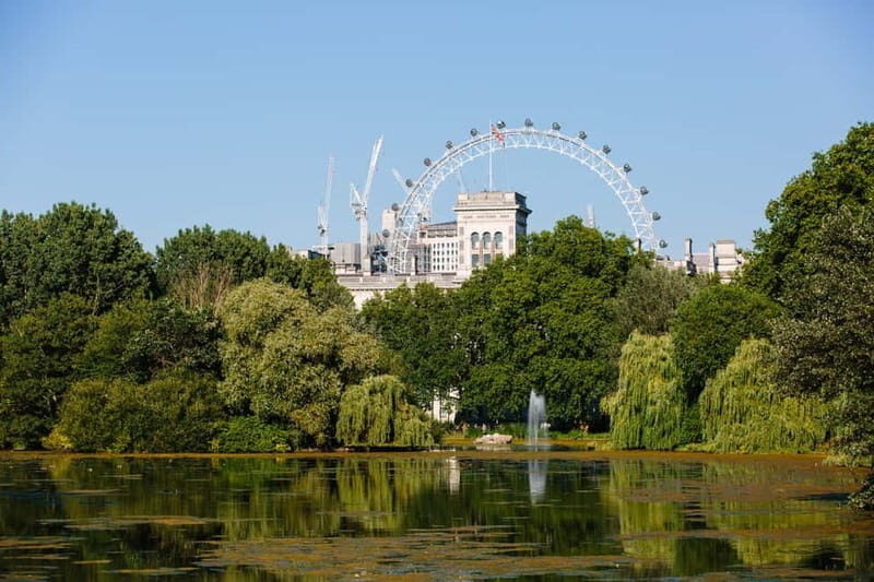London Package: Royal Bike Tour with River Thames Cruise - Trafalgar Square and Hyde Park: the breaks that make the route work