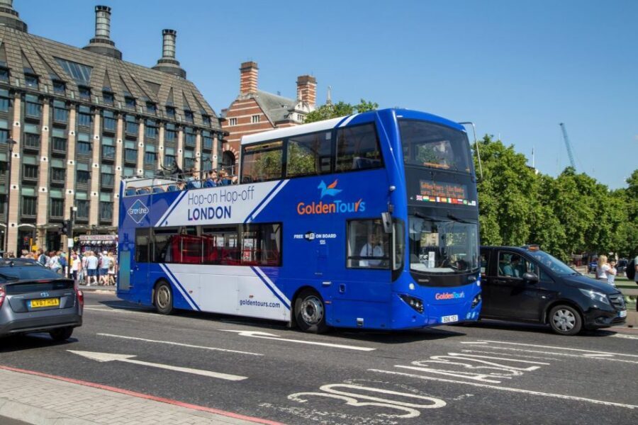 London: Panoramic Open-Top Bus Tour - Getting on board: London Eye meeting point and the quick transit approach