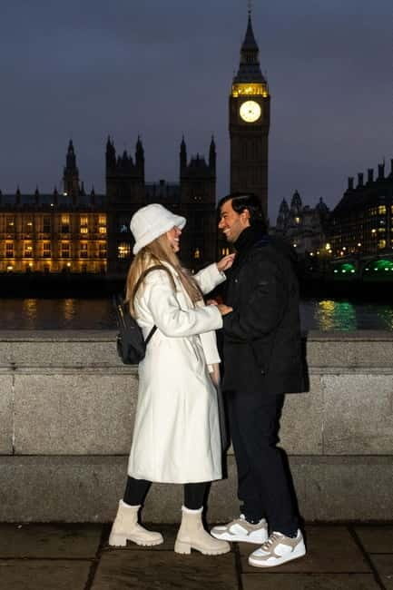 London Photoshoot 1 Hour - Customisable - The real magic: posing tips that remove the awkward