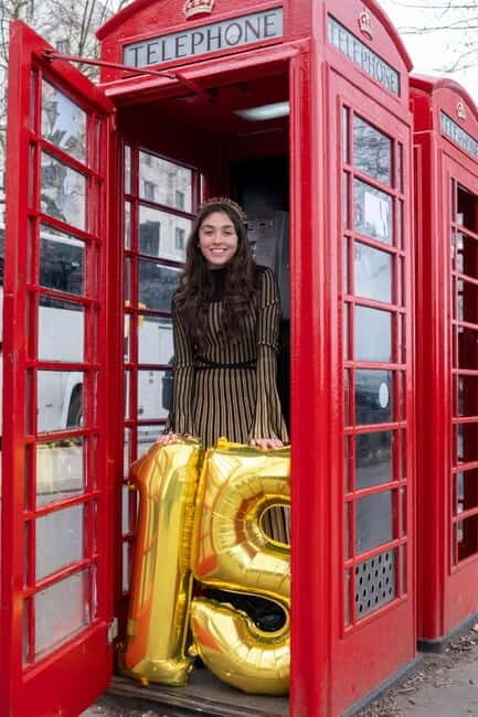 London Photoshoot 1 Hour - Customisable - A couple of practical prep moves before you book