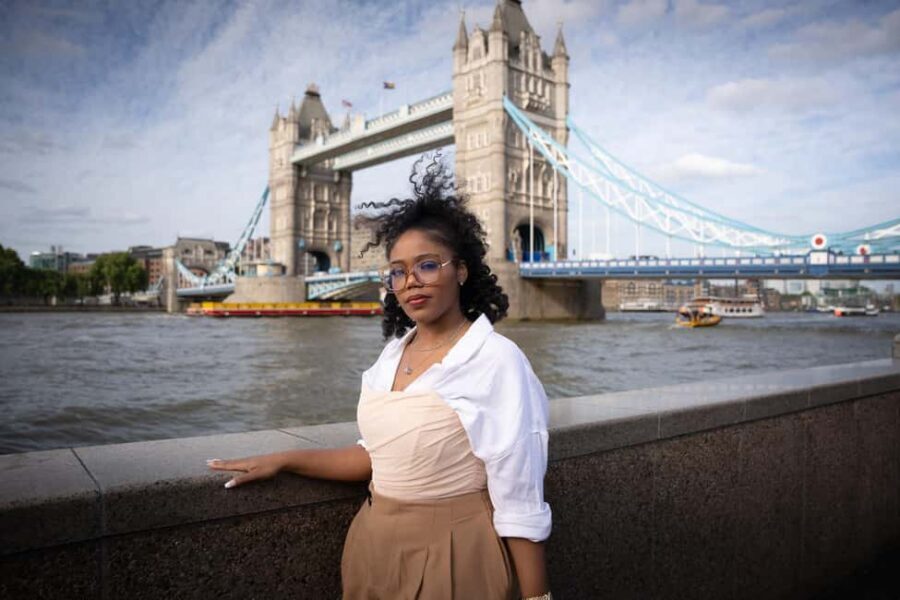 London Portraits Tour – Receive All Photos Same Day - Price and Value: What You Pay For, and What You’ll Still Need