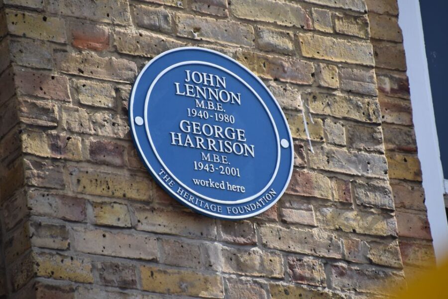 London: Private Beatles Taxi Tour - Marylebone Town Hall and the Wedding-Step Photo Moments (Twice)