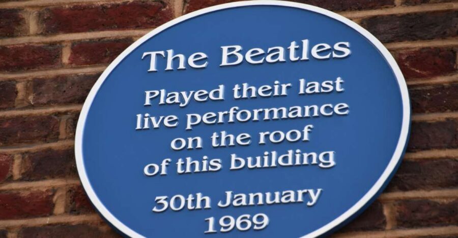 London: Private Beatles Taxi Tour - The London Palladium Finish: Beatlemania Explained in One Place