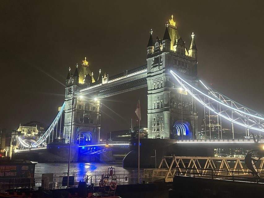 London: Private Black Cab Night Tour with Hotel Pick Up - Hotel pickup in Central London: the part that saves your night