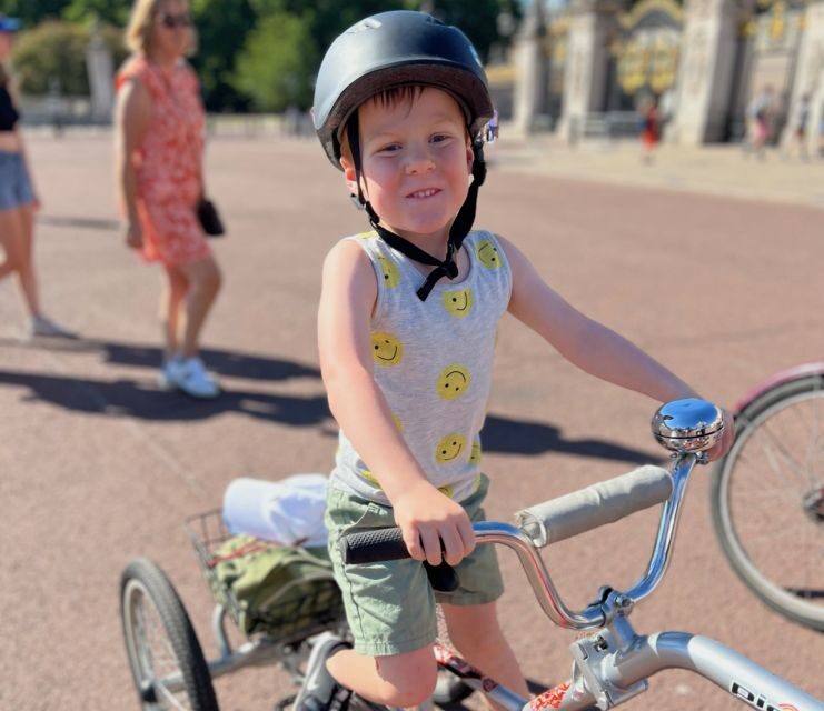London: Private Family Guided Bike Tour with Childseats - Why this London family bike tour feels easier than it sounds