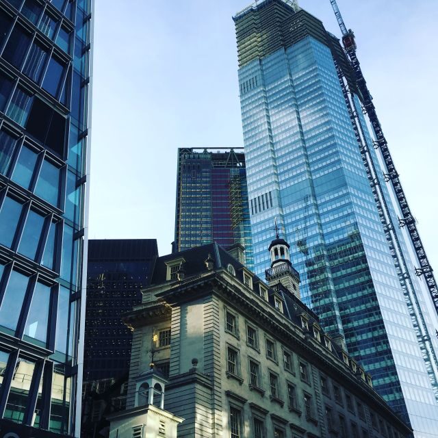 London: Private Intro Walk with a Local Guide - Borough Market: a great place to pause, snack (outside the tour), and people-watch