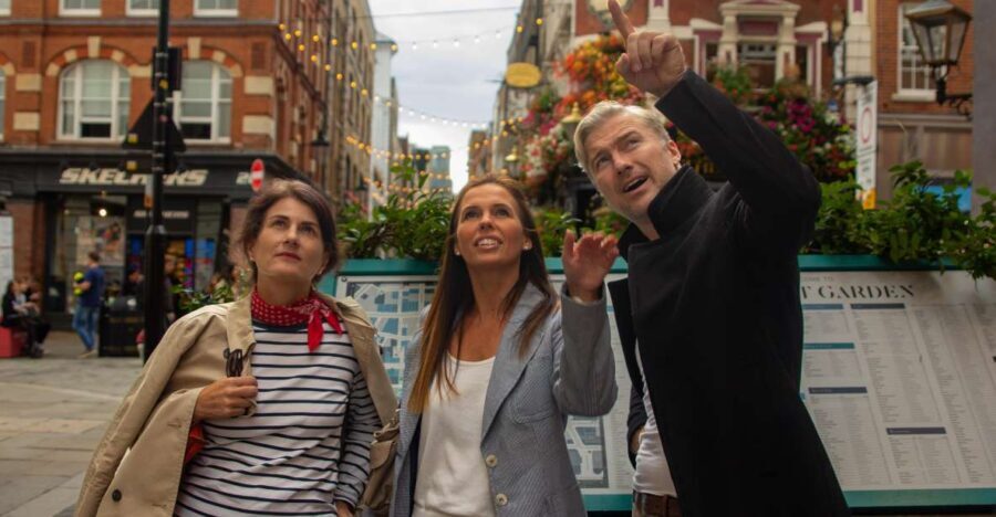 London: Private Personalized Tour with a Local Host - Westminster: Where Old Power Meets New Street Style