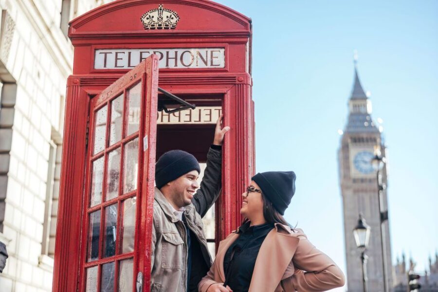 London: Private Photo Session in Westminster - Big Ben photo stop: turning a landmark into a portrait backdrop